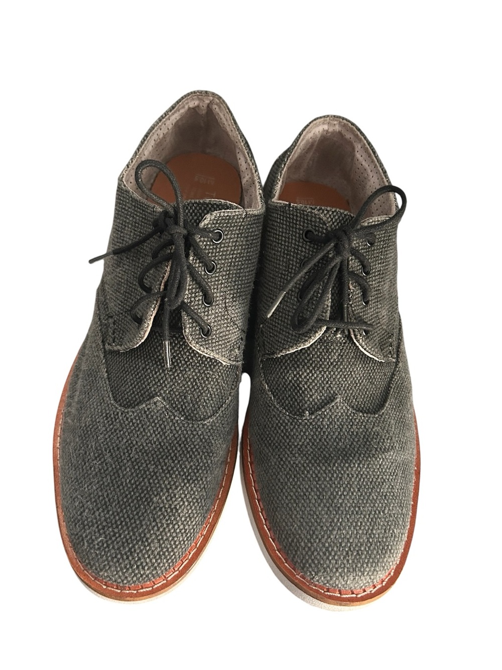 Toms Men's Brogue Wingtip Oxford Shoes. Size 10.5